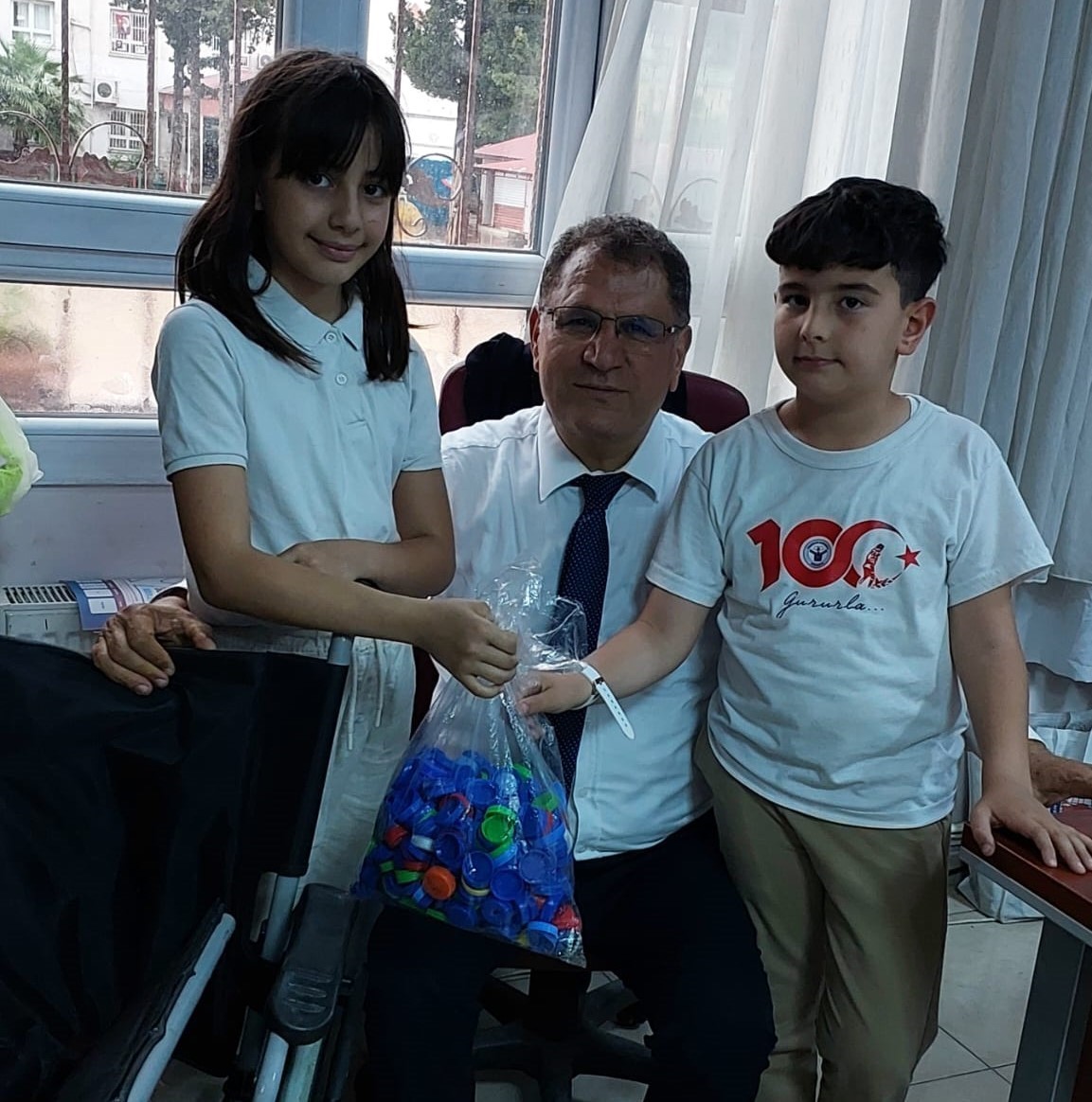 Öğrenciler, düzenledikleri kampanyayla engellilere umut oldu
