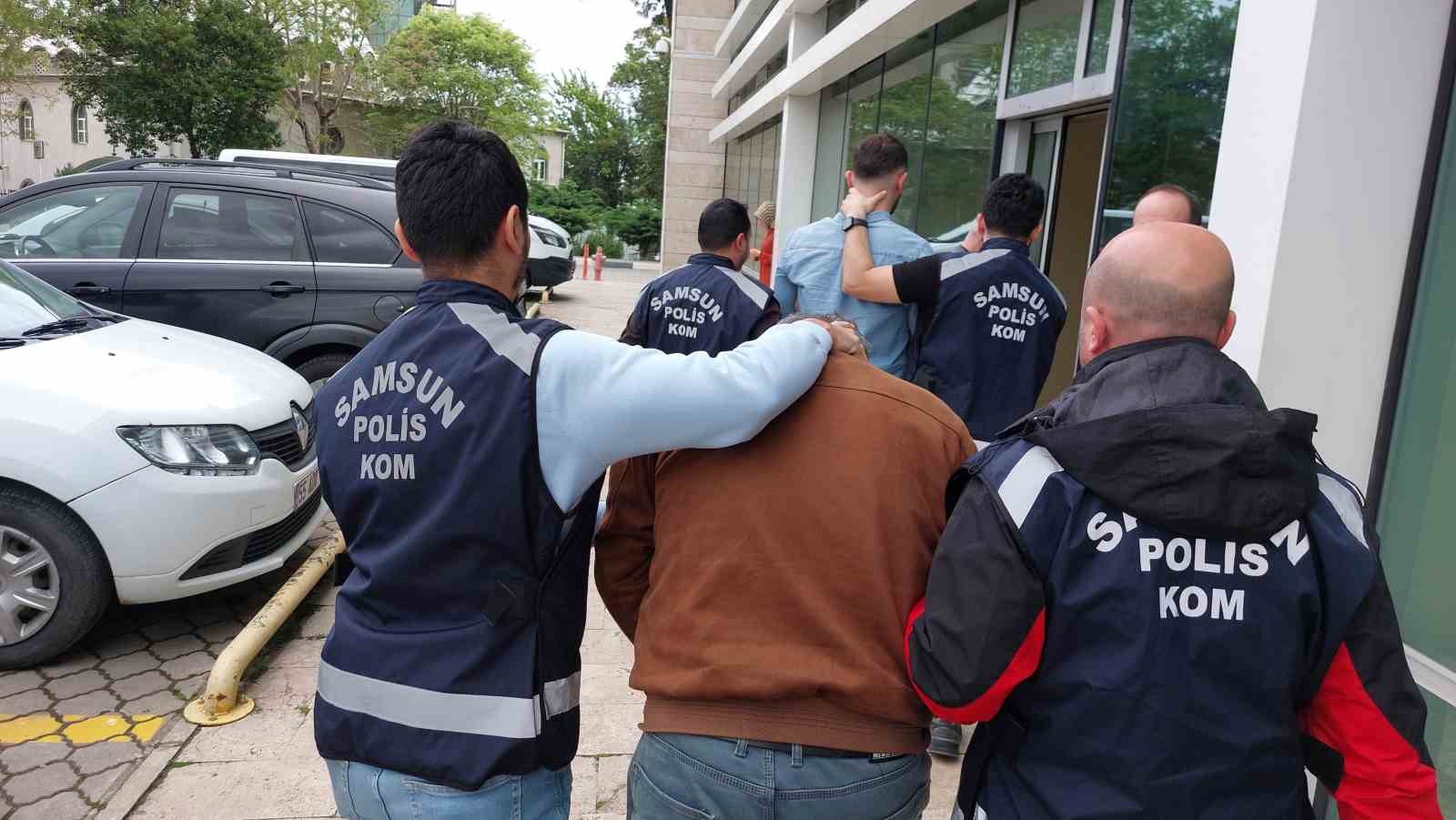 49 ilde d&uuml;zenlenen operasyonda Samsun&rsquo;da g&ouml;zaltına alınan 2 kişi adliye sevk edildi
