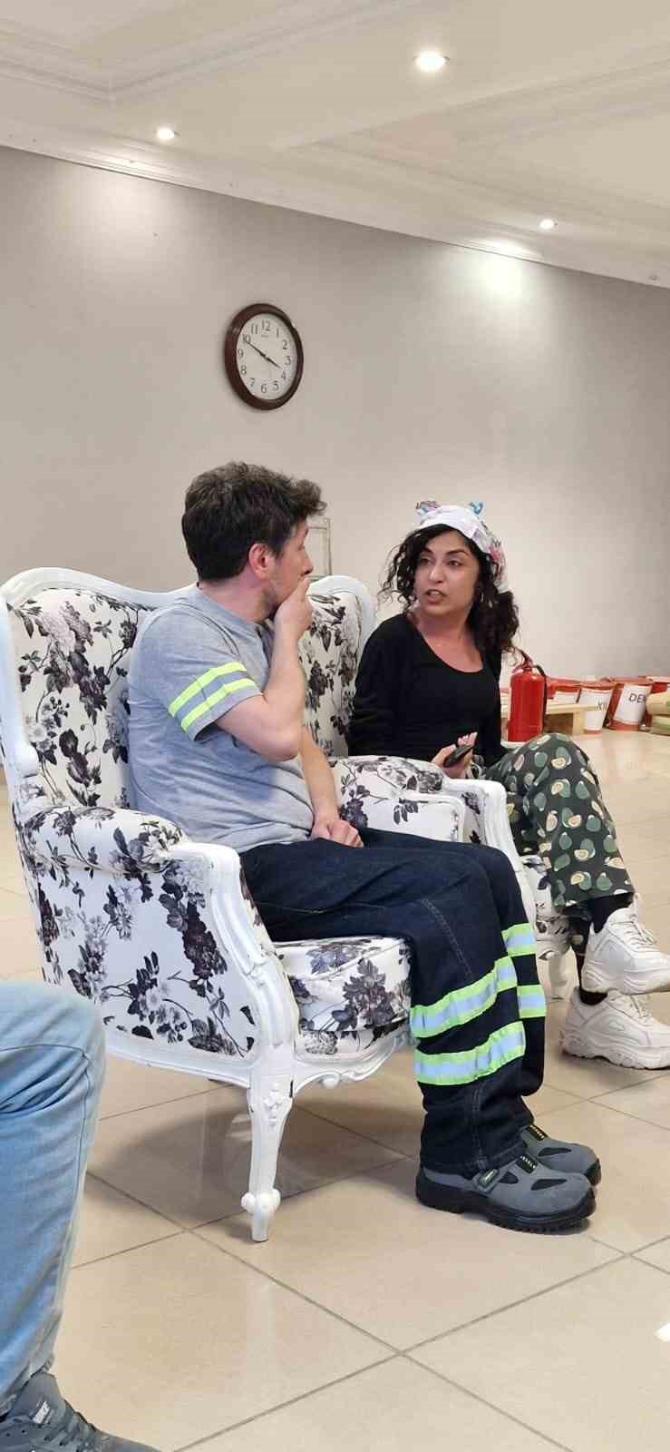 Kars’ta ‘Bana bir şey olmaz abi’ oyunu sahnelendi