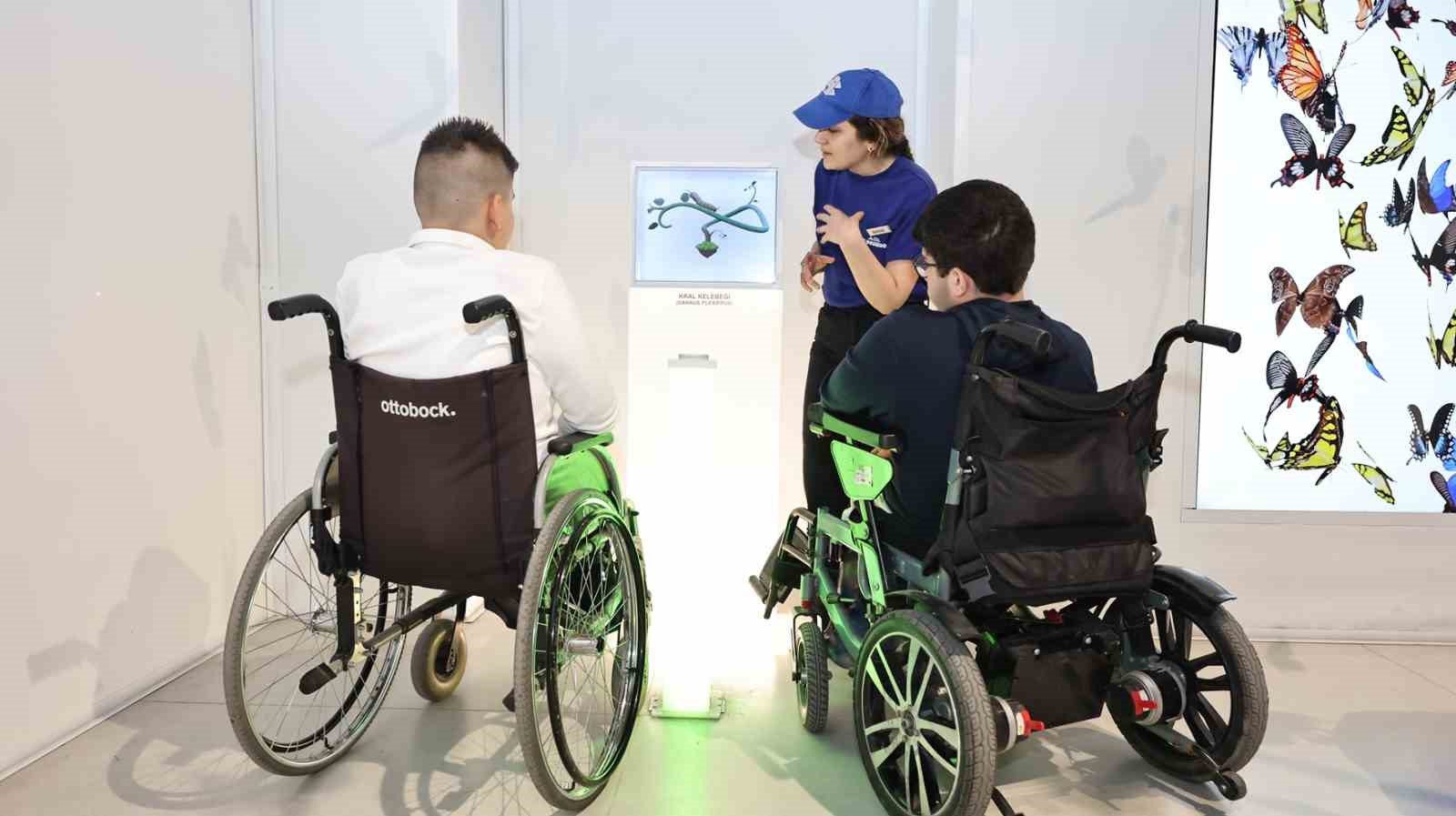 Sultangazi&rsquo;de engelli birey ve aileleri i&ccedil;in eğlenceli program
