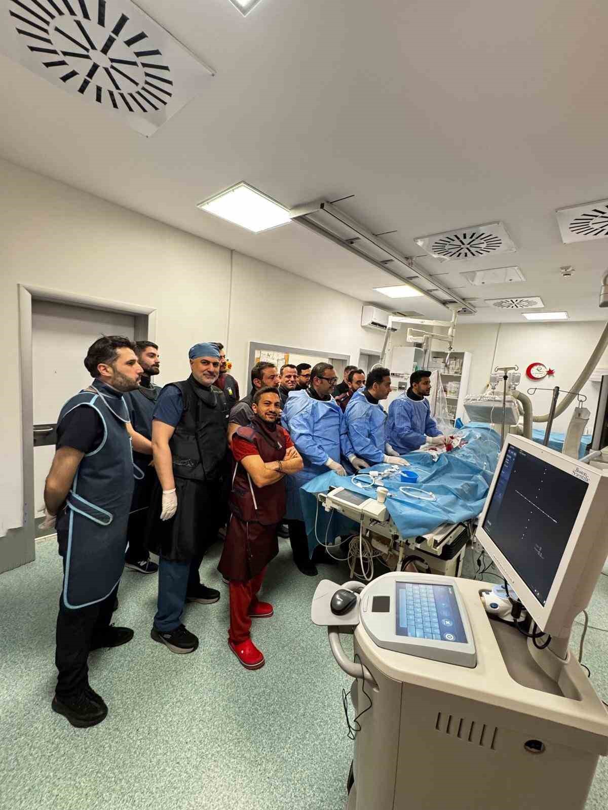 Yalova Eğitim ve Araştırma&rsquo;da başarılı ileri kardiyovask&uuml;ler girişimler
