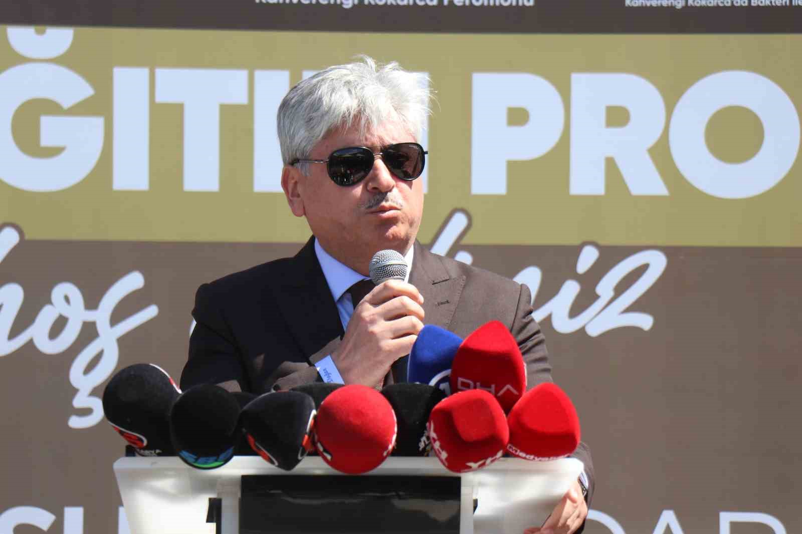 &Ccedil;ift&ccedil;inin korkulu r&uuml;yası kokarcaya yerli tuzak: Sakarya&rsquo;da &Ccedil;ift&ccedil;iler G&uuml;n&uuml;&rsquo;nde &uuml;reticiyle buluştu
