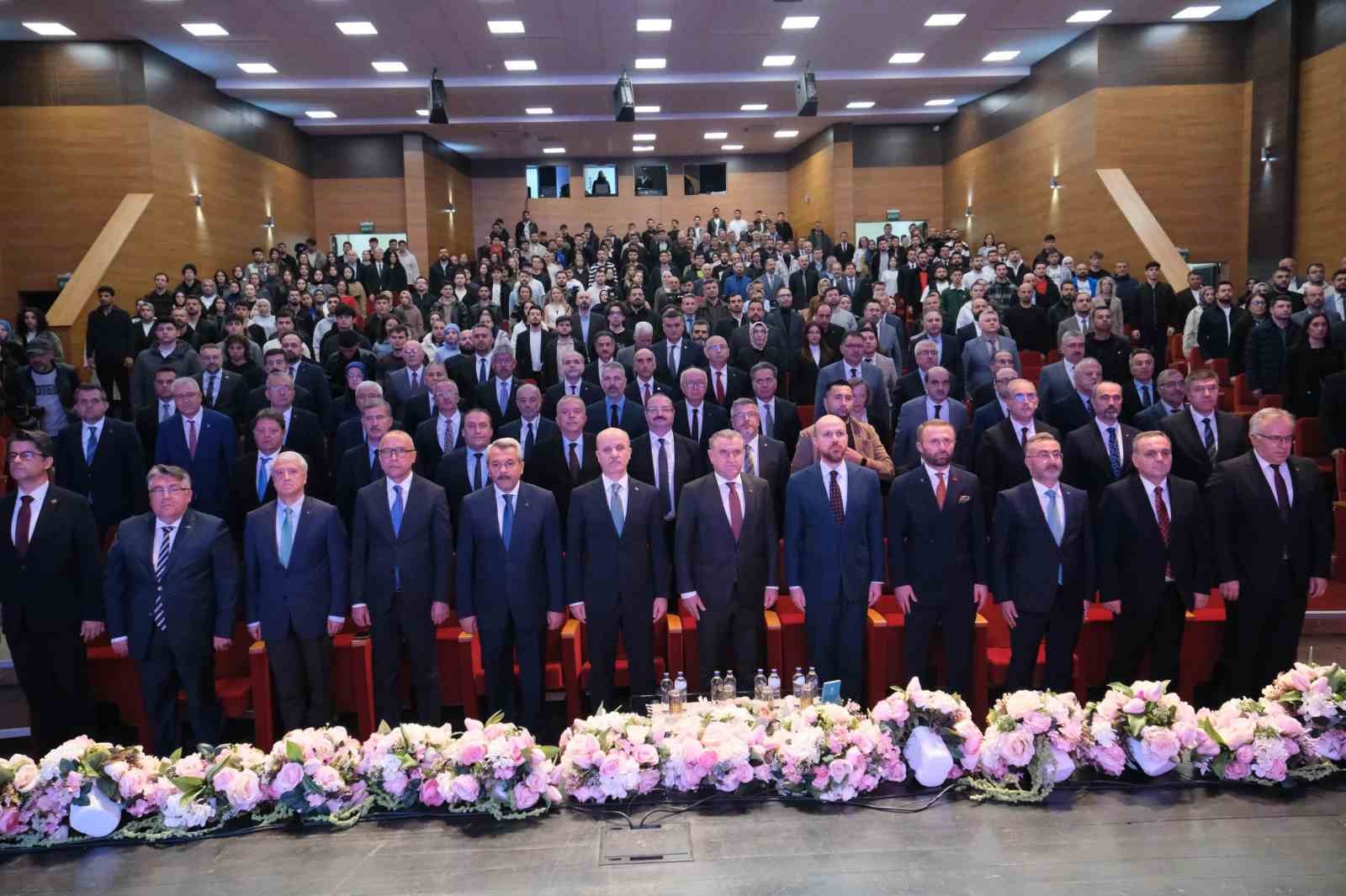 ER&Uuml;&rsquo;ye Y&Ouml;K&rsquo;ten &lsquo;Spor Dostu Kamp&uuml;s&rsquo; birincilik &ouml;d&uuml;l&uuml;
