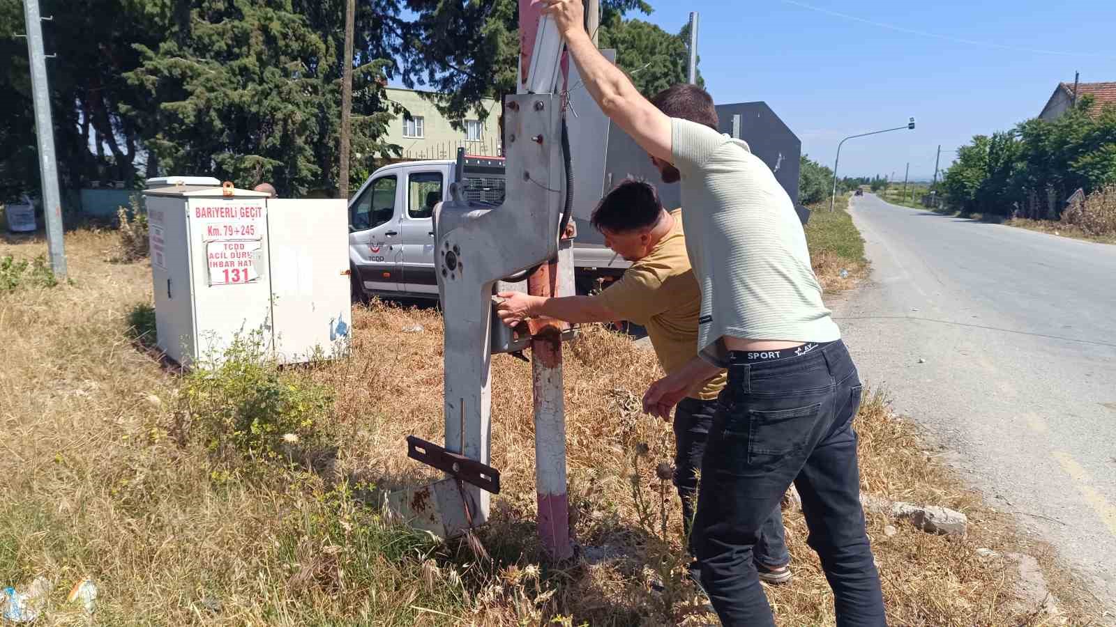 Hemzemin ge&ccedil;itteki arızaya m&uuml;dahale y&ouml;ntemi şaşırttı
