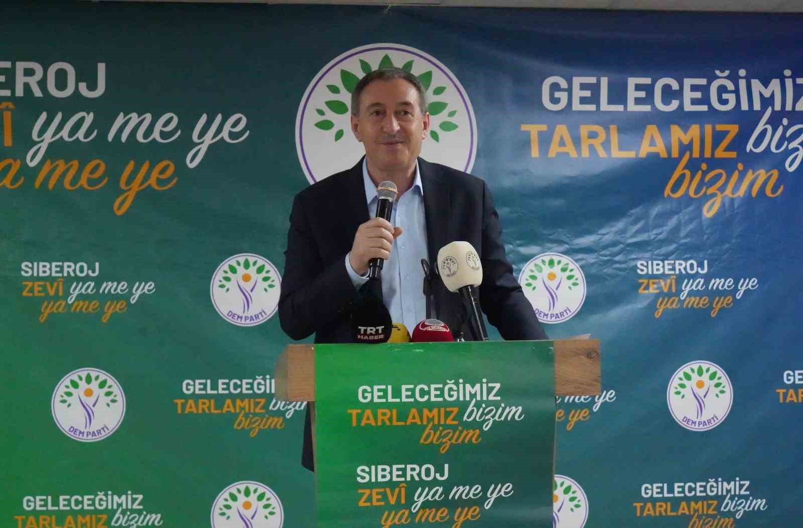 DEM Parti Eş Genel Başkanı Bakırhan: "Türkiye önümüzdeki günlerde barışın kapısını aralayacak"