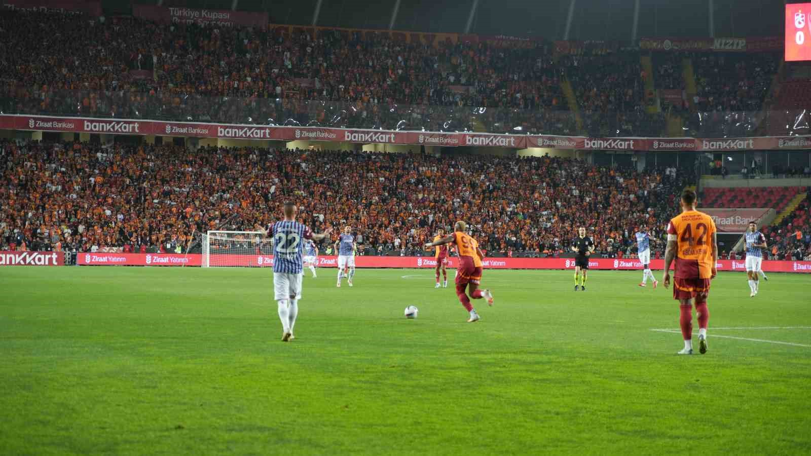 Ziraat T&uuml;rkiye Kupası: Trabzonspor: 0 - Galatasaray: 1 (Ma&ccedil; devam ediyor)
