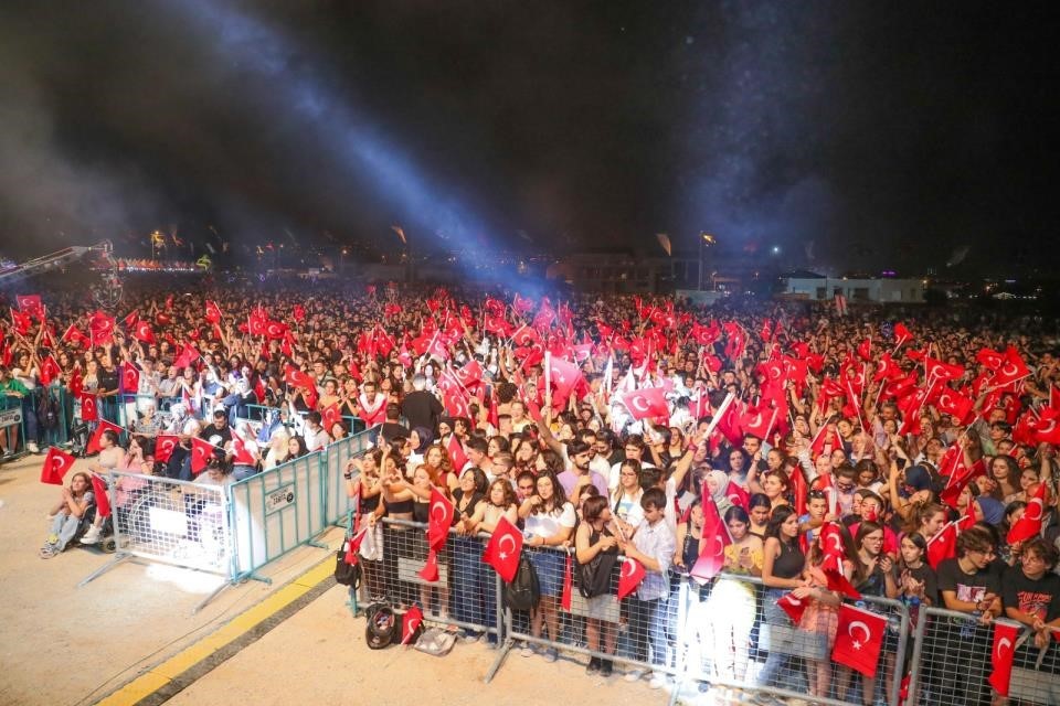 Merkezefendi’de gençler 19 Mayıs coşkusunu Necati ve Saykolar ile yaşayacak

