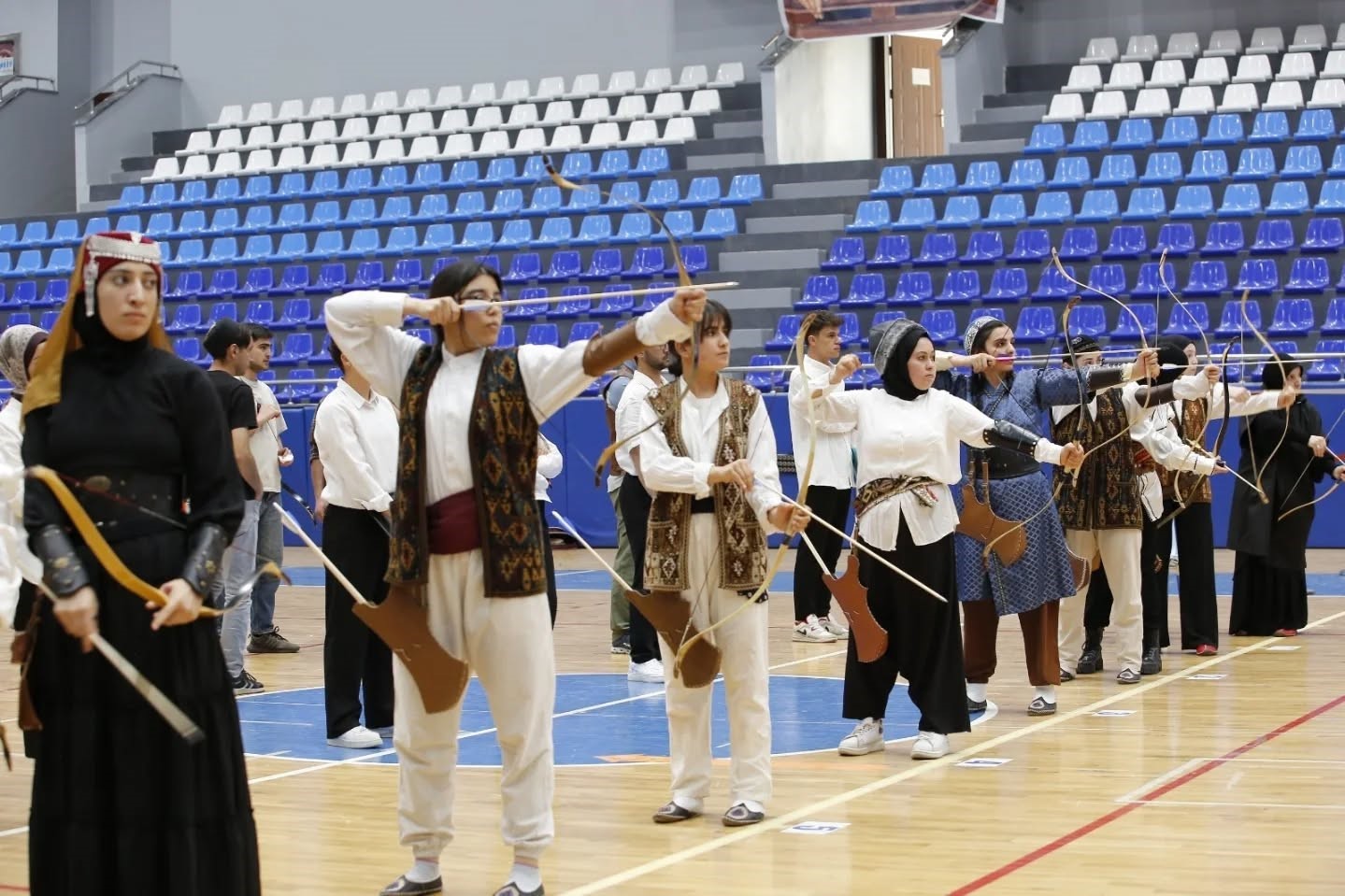 EBYÜ’lü öğrencilerden ikincilik