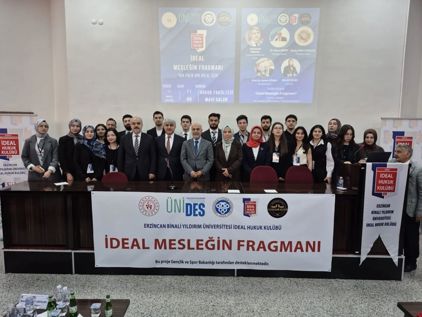 Erzincan’da "İdeal Mesleğin Fragmanı" söyleşisi düzenlendi