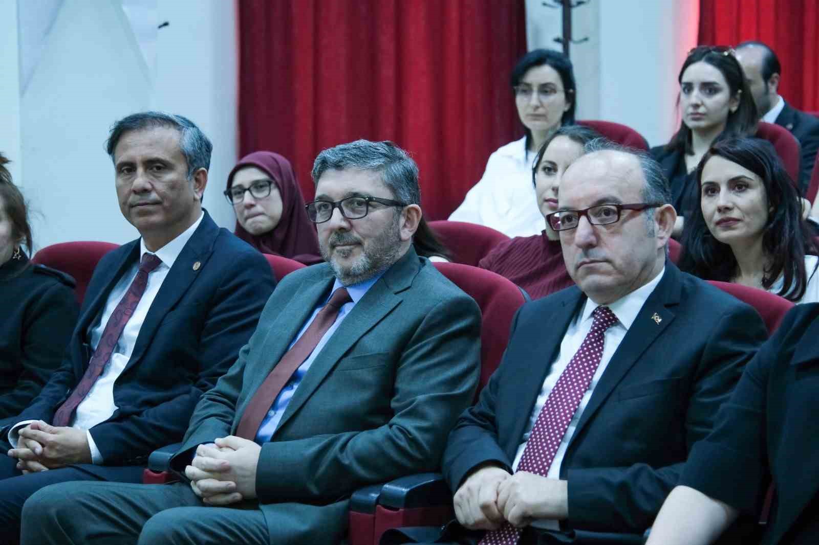 ‘İİBF Mezunları ile Kariyer Günleri’ etkinliği başladı