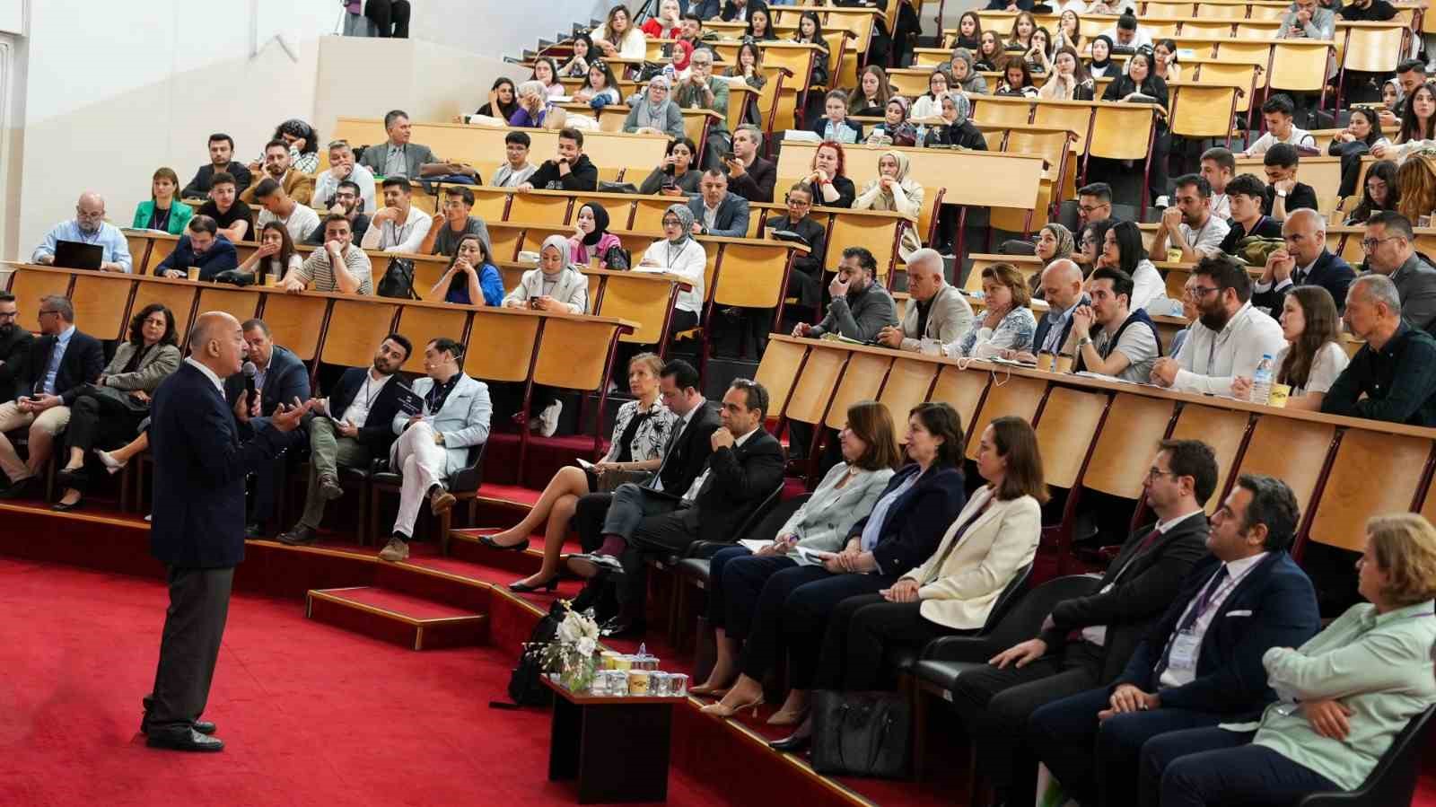 BŞE&Uuml;, akademik paydaşlığında
