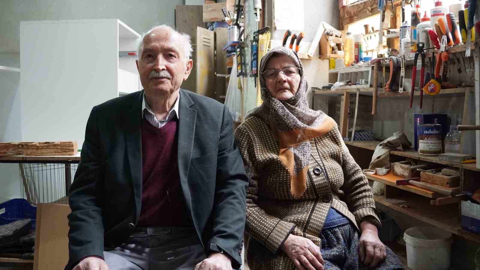 64 yıldır ahşap ile iç içe hayat sürüyor
