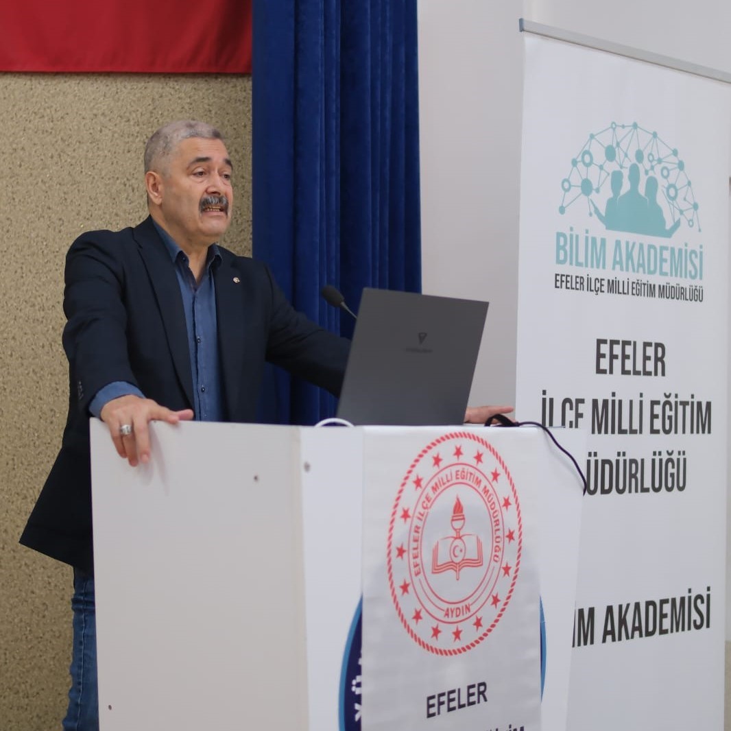 Aydın’da eğitimcilere ‘yapay zeka araçlarının kullanımı’ semineri
