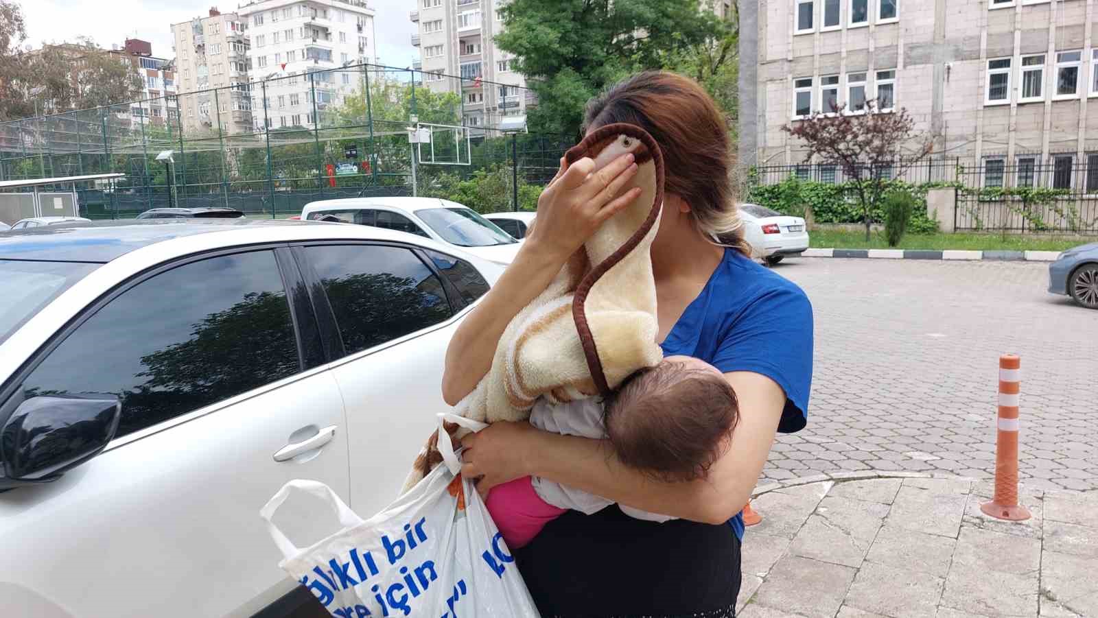 Yeni nişanlanan kadının evinden altınlarını &ccedil;alan kadın hırsız yakalandı
