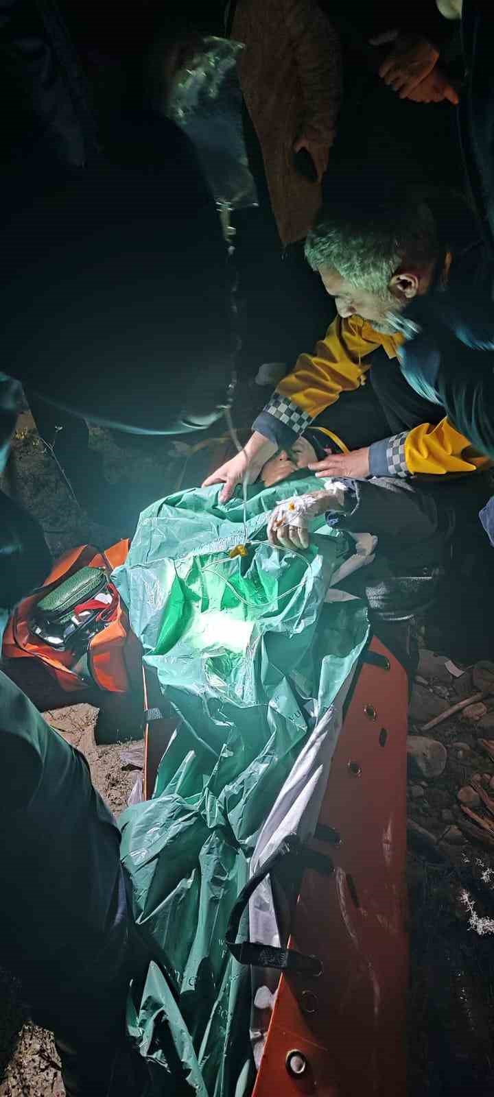 92 yaşındaki kayıp adam, 15 saat sonra ormanda bulundu
