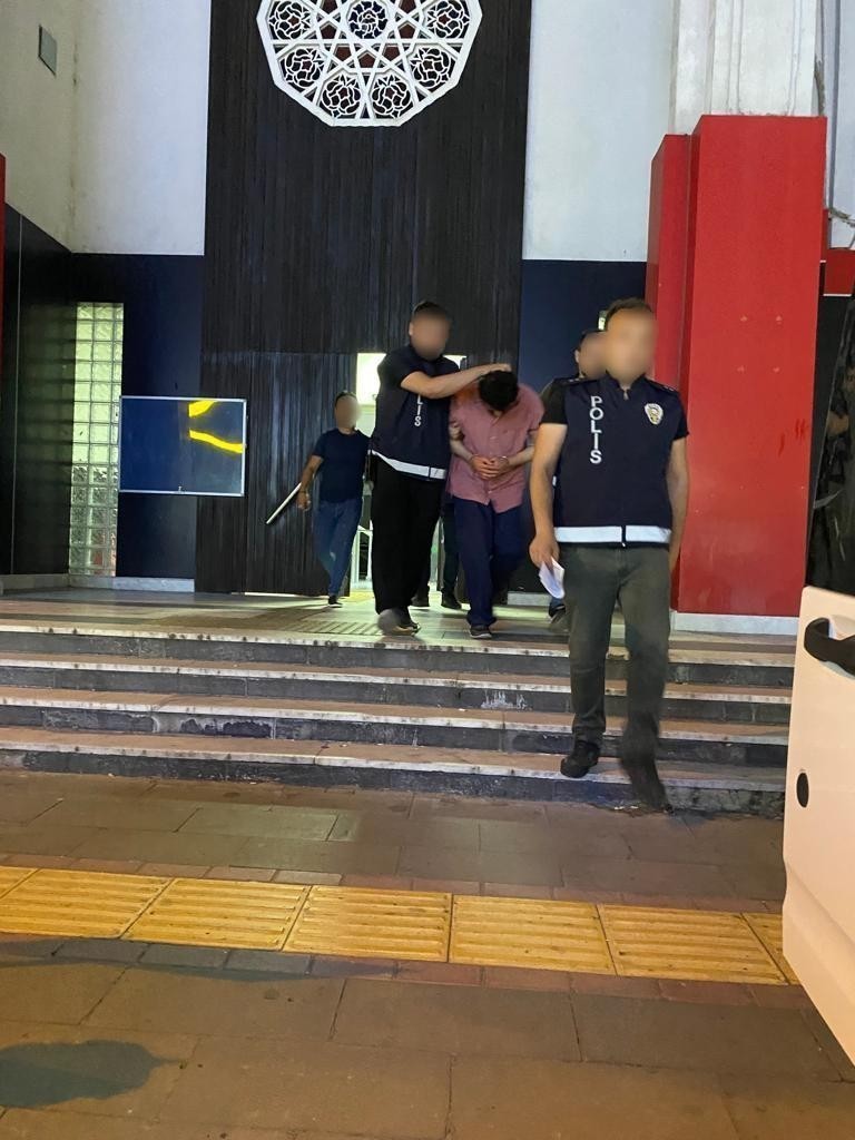 Komşusunu &ouml;ld&uuml;ren sanığın 28 yıl verilen cezası bozuldu
