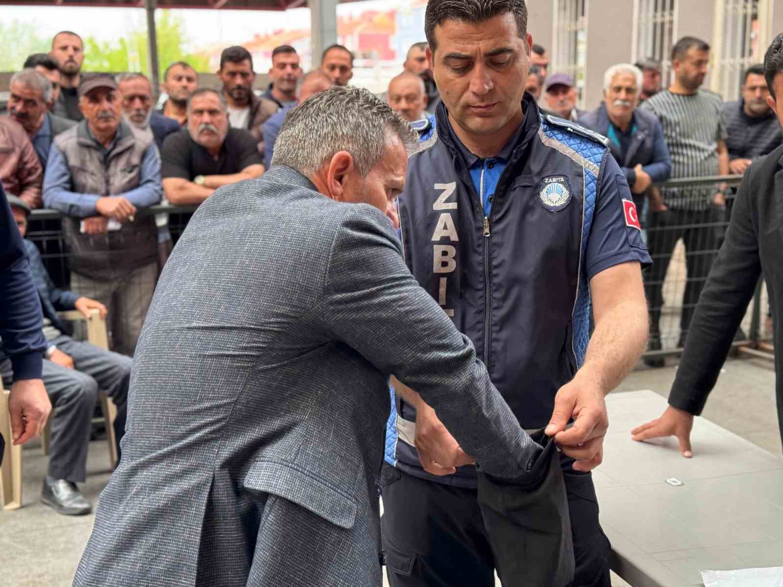 Sincan’da kurban satış yerleri kura ile dağıtıldı
