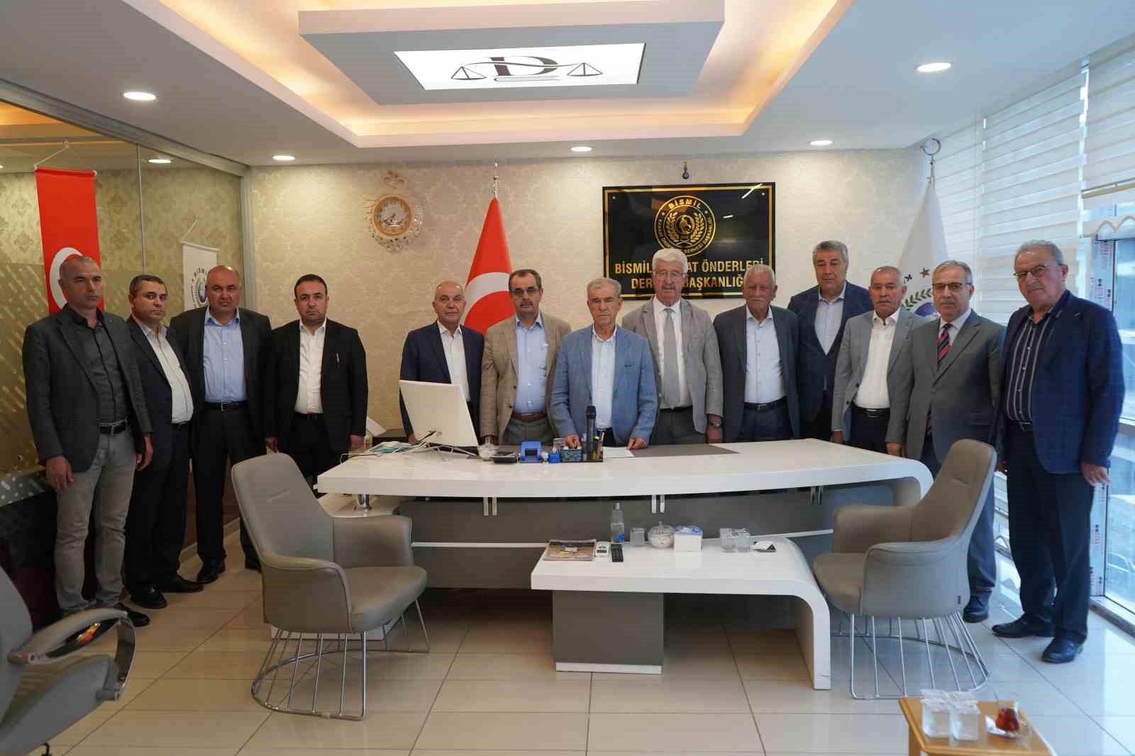 Diyarbakır’da kanaat önderlerinden ‘Terörsüz Türkiye’ sürecine destek