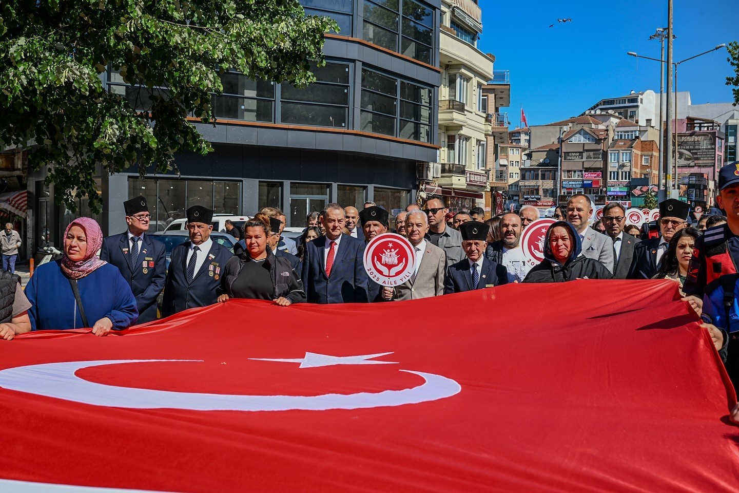 Kırklareli’nde Aile Yılı ve Engelliler Haftası çerçevesinde yürüyüş
