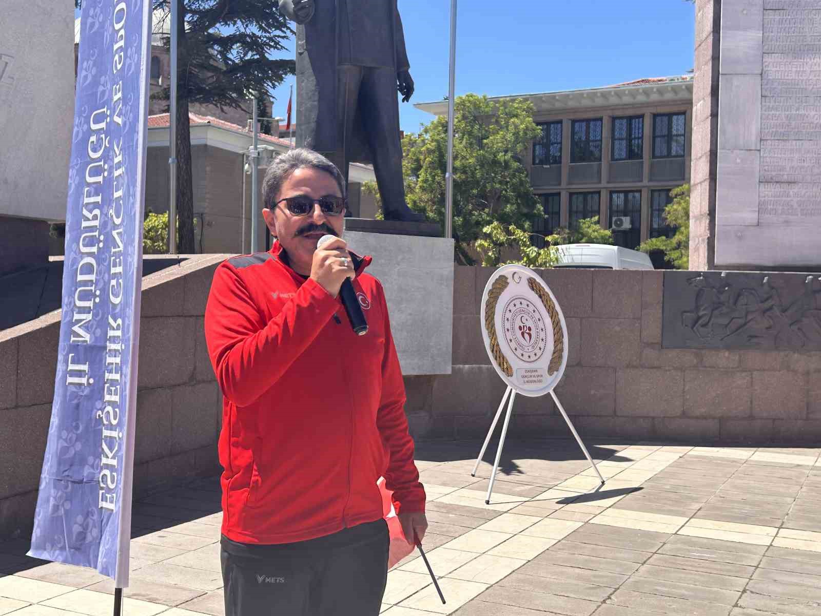 Gençlik Haftası kutlamaları Vilayet Meydanı’nda başladı