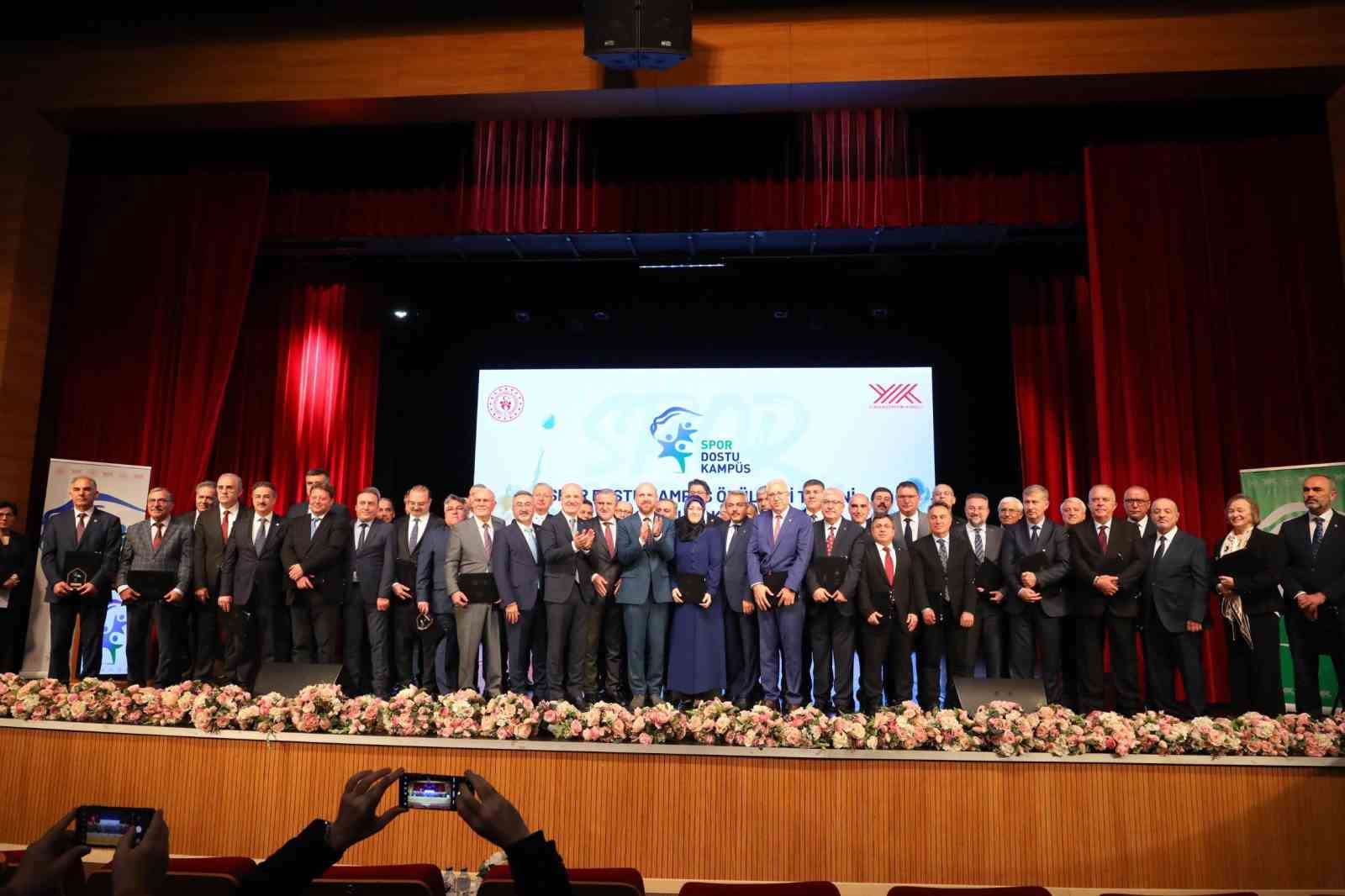 BEUN, Spor Dostu Kampüs Ödül Töreni’nde Türkiye 4’üncüsü oldu