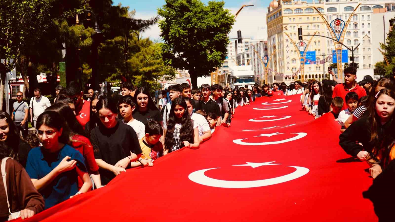 Mardin&rsquo;de Gen&ccedil;lik Y&uuml;r&uuml;y&uuml;ş&uuml; coşkusu
