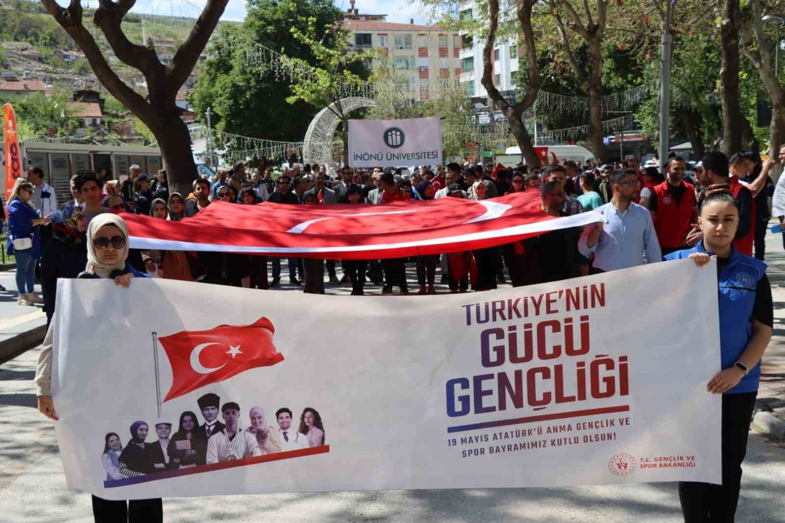Malatya’da Gençlik Haftası coşkusu başladı