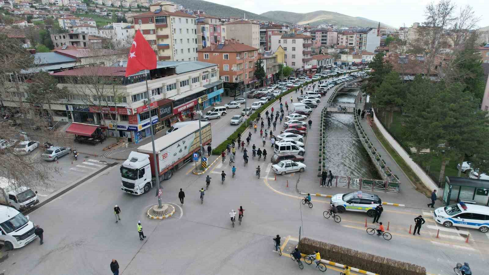 Yahyalı’da bisiklet turu düzenlendi
