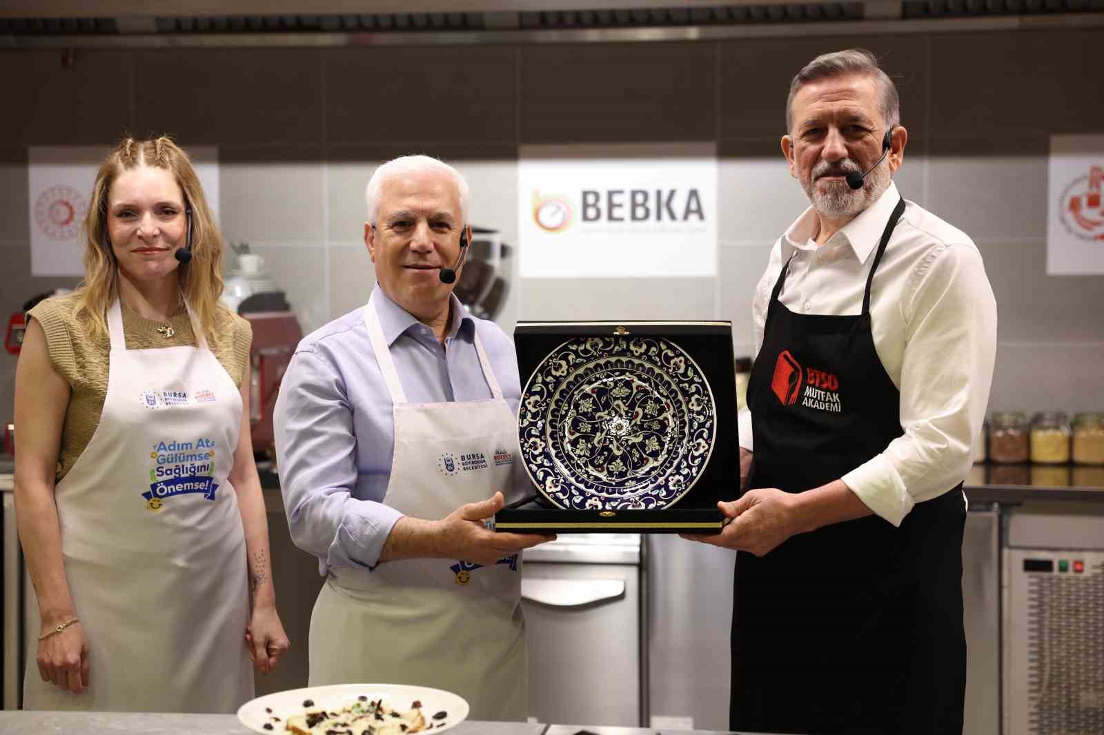 Başkan ve eşi, obezite ile mücadele için mutfağa girdi
