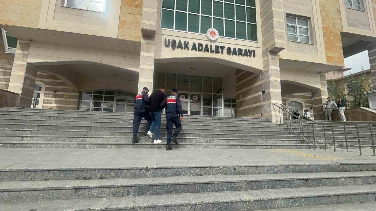 Uşak’ta bir vatandaşı 2 milyon TL dolandıran şüpheli tutuklandı
