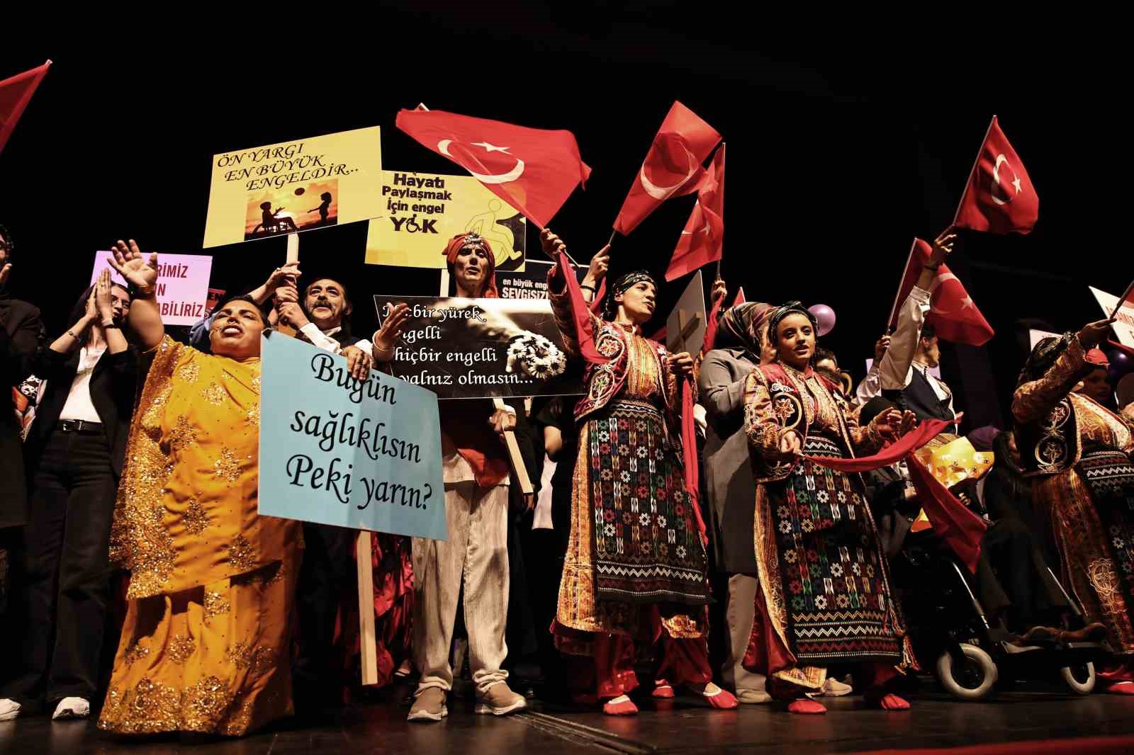 Sivas’ta engeller sahnede aşıldı