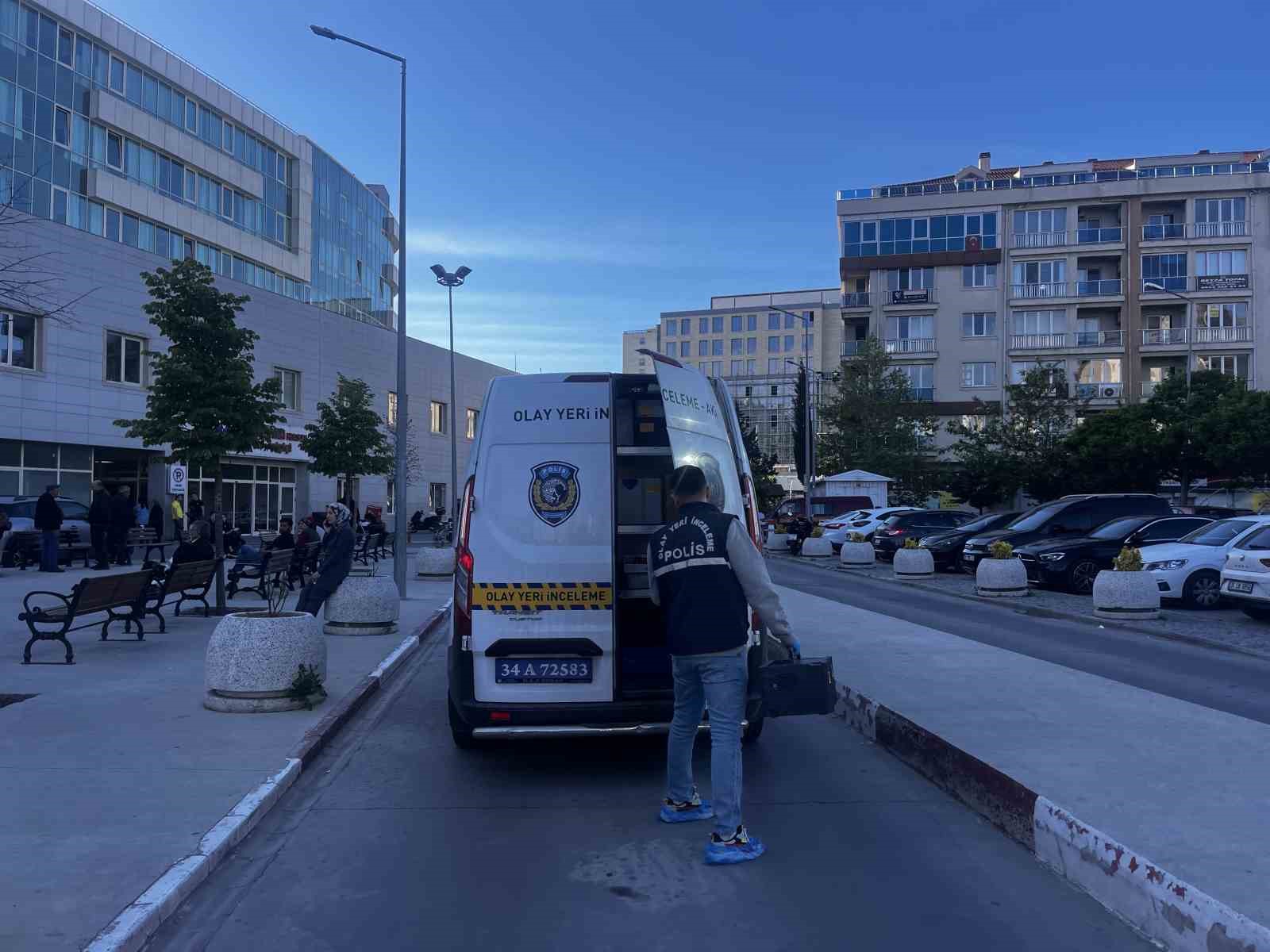 Beylikdüzü’nde hastane bahçesinde silah sesleri korkuttu: 1 yaralı
