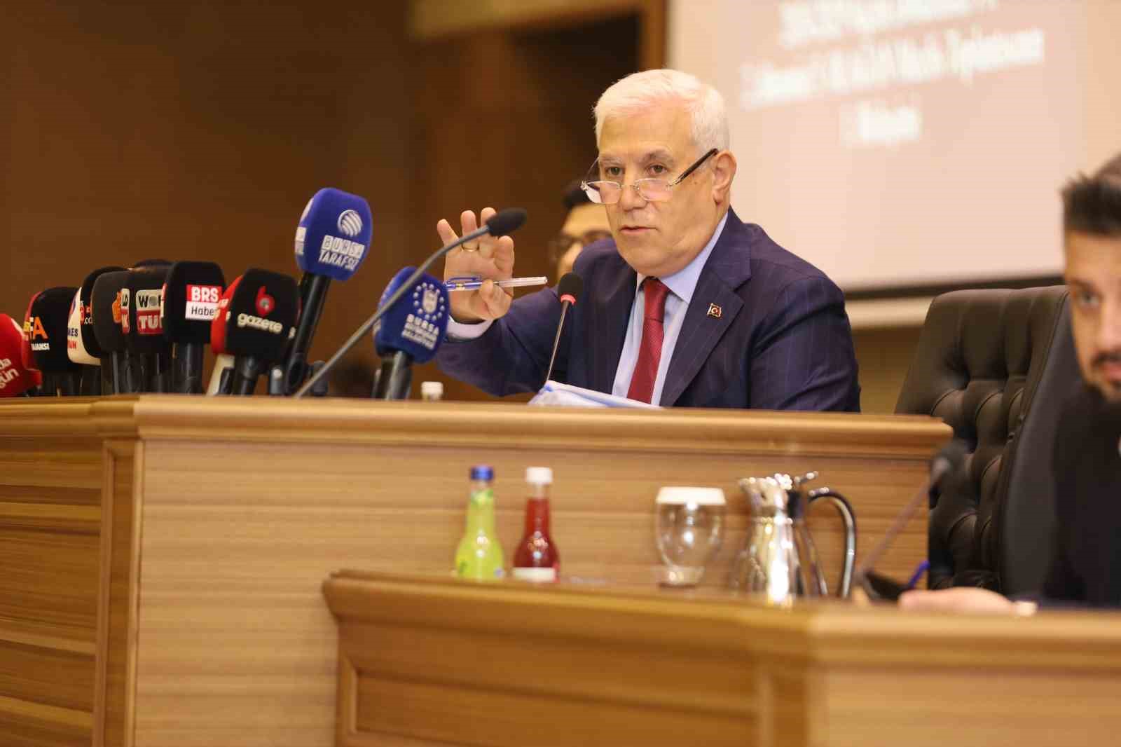 Başkan Bozbey: "BUSKİ belediyeye muhta&ccedil; duruma d&uuml;şm&uuml;şt&uuml;r"

