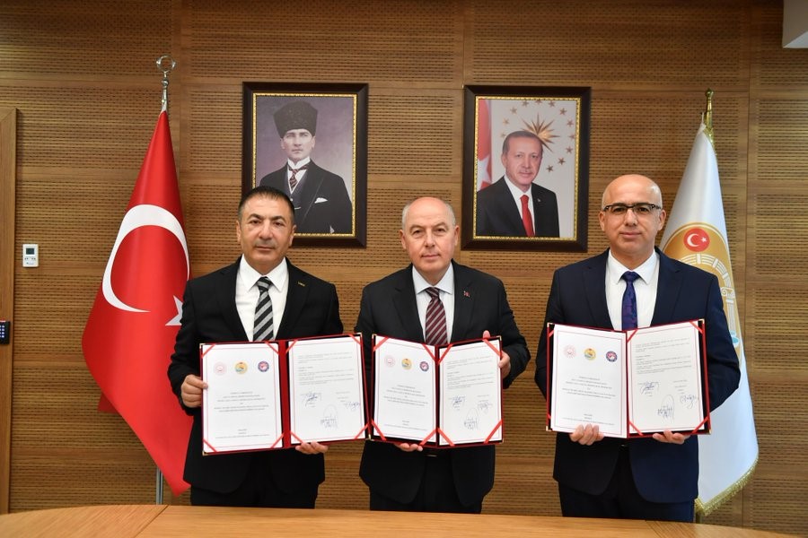 Denizli Ticaret Odası üyesi esnaflar evlenecek gençlere indirim yapacak