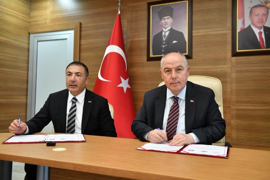 Denizli Ticaret Odası üyesi esnaflar evlenecek gençlere indirim yapacak
