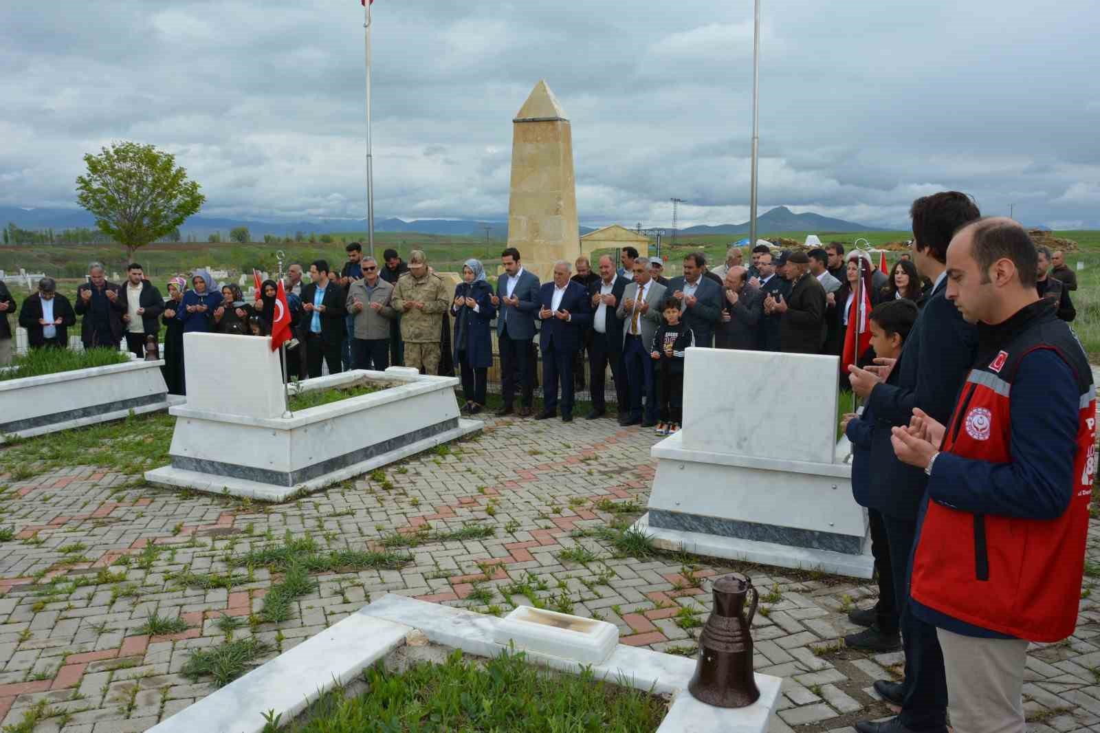 Edebük’de katledilen 9 vatandaş dualarla anıldı