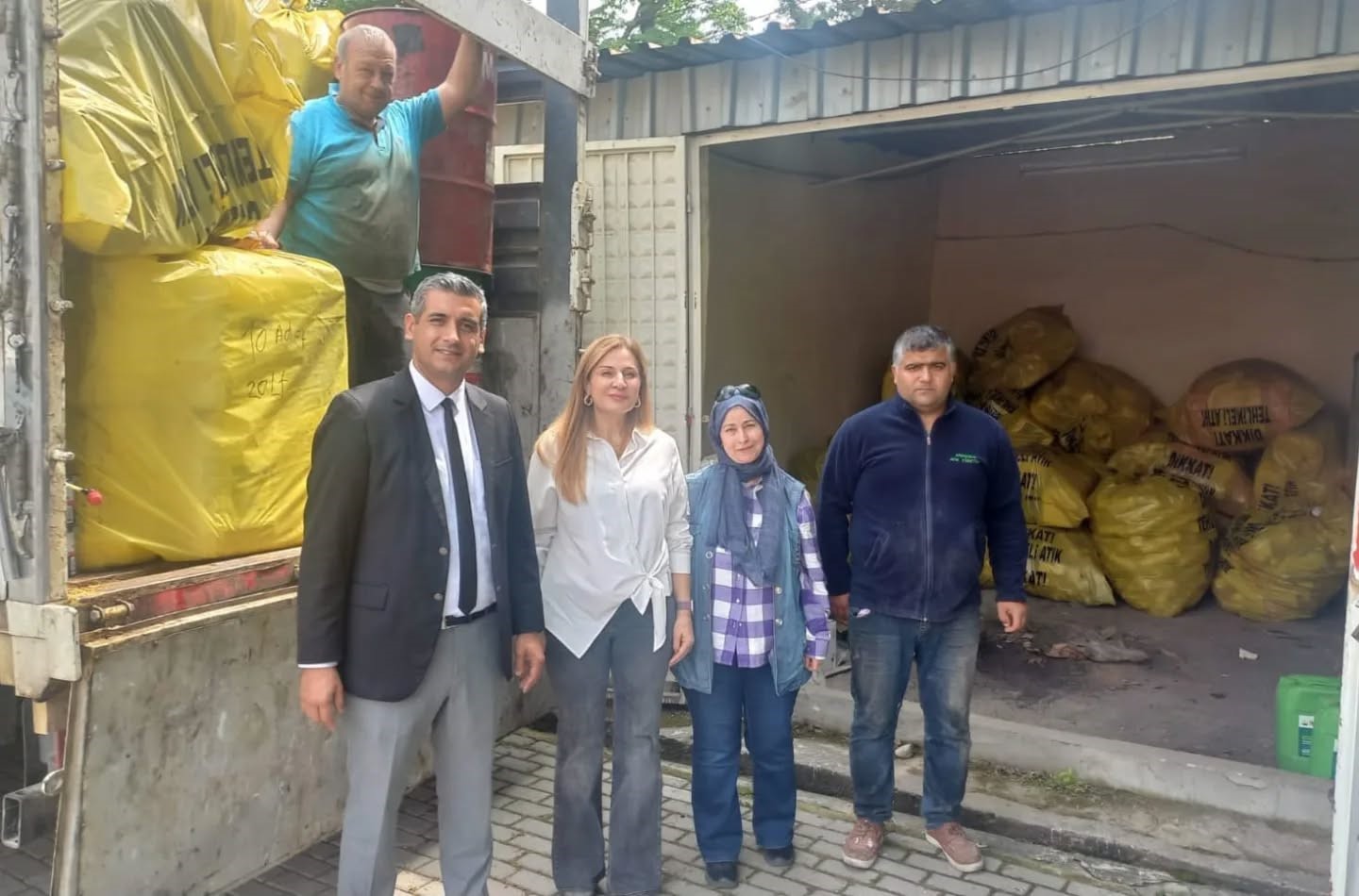 Aydın’da "Atıkları toplayalım, geleceğe nefes olalım" projesi sürüyor