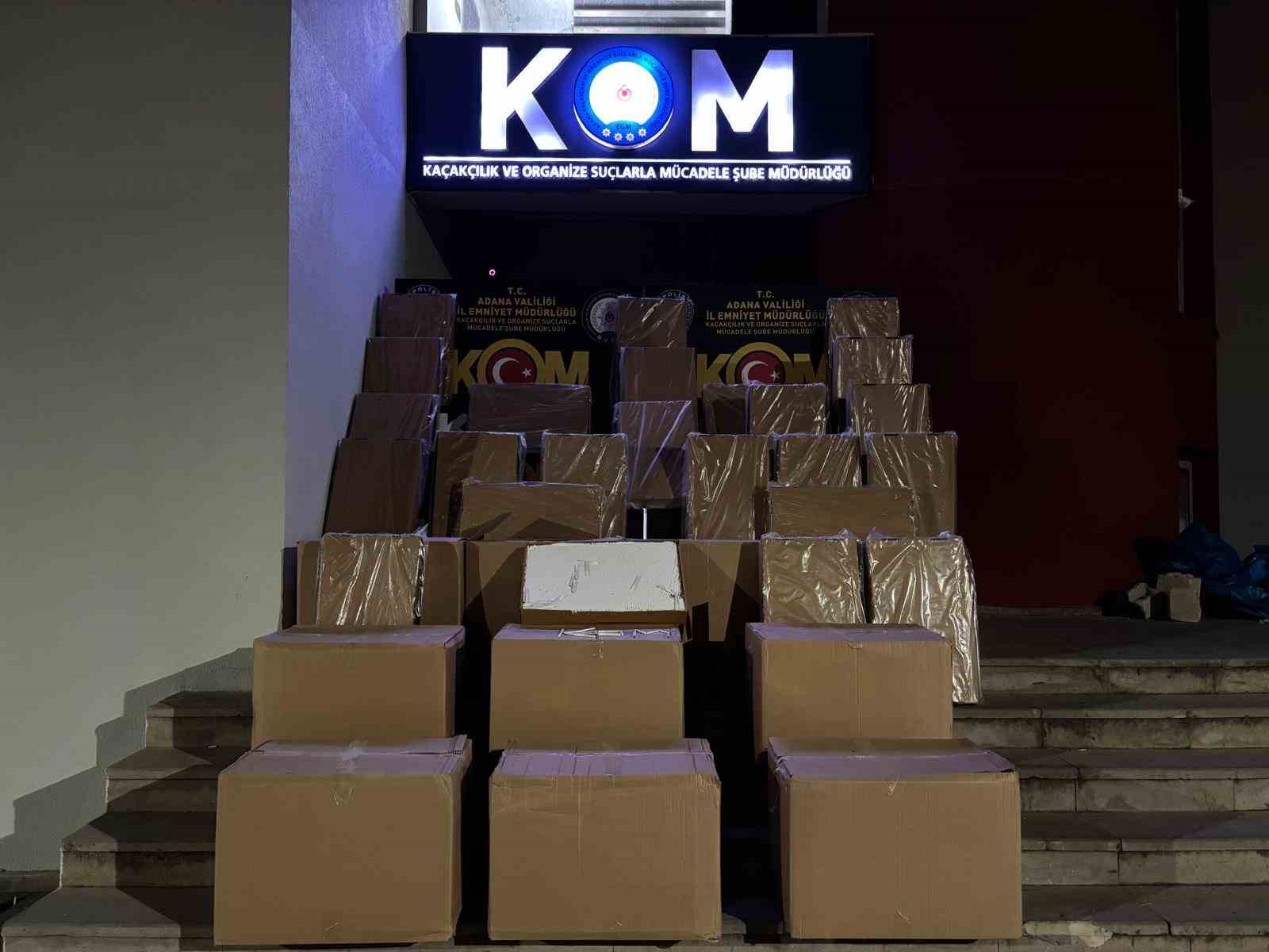 Adana&rsquo;da yaklaşık 5 milyonluk ka&ccedil;ak sigara ve makaron ele ge&ccedil;irildi
