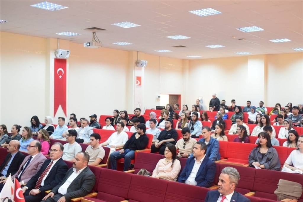 Kooperatif&ccedil;ilik k&uuml;lt&uuml;r&uuml; panelle tanıtıldı
