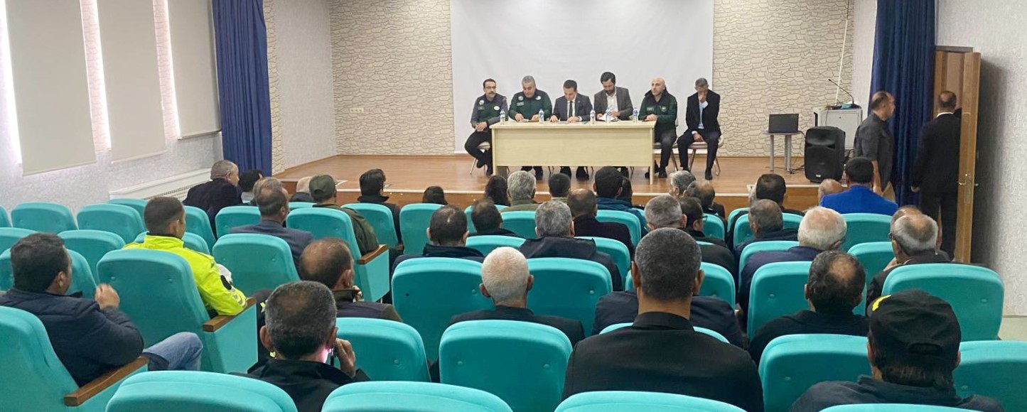 Bayburt&rsquo;ta &ccedil;ift&ccedil;ilerin talepleri toplantıda dinlendi
