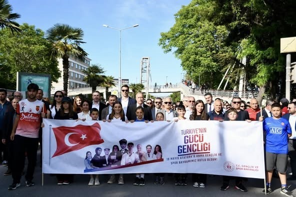 Balıkesir&rsquo;de Gen&ccedil;lik Haftası start aldı
