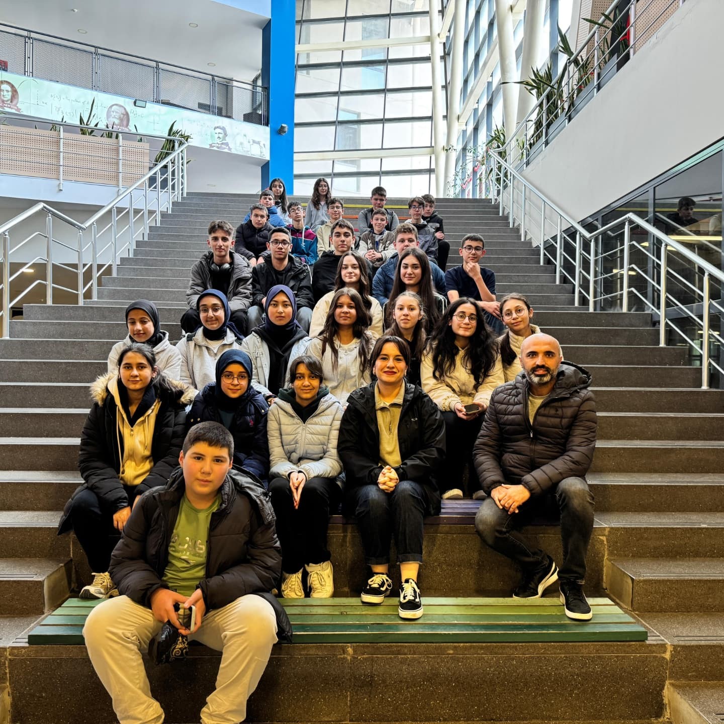 Başarıya ulaşan &ouml;ğrencilere Bursa&rsquo;da motivasyon gezisi
