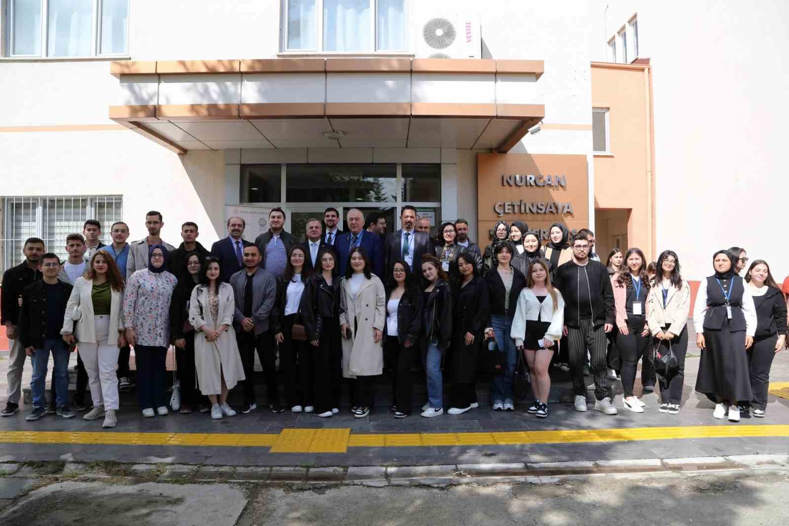 Başkan &Ouml;zdoğan&rsquo;dan hukuka ve bilime tam destek
