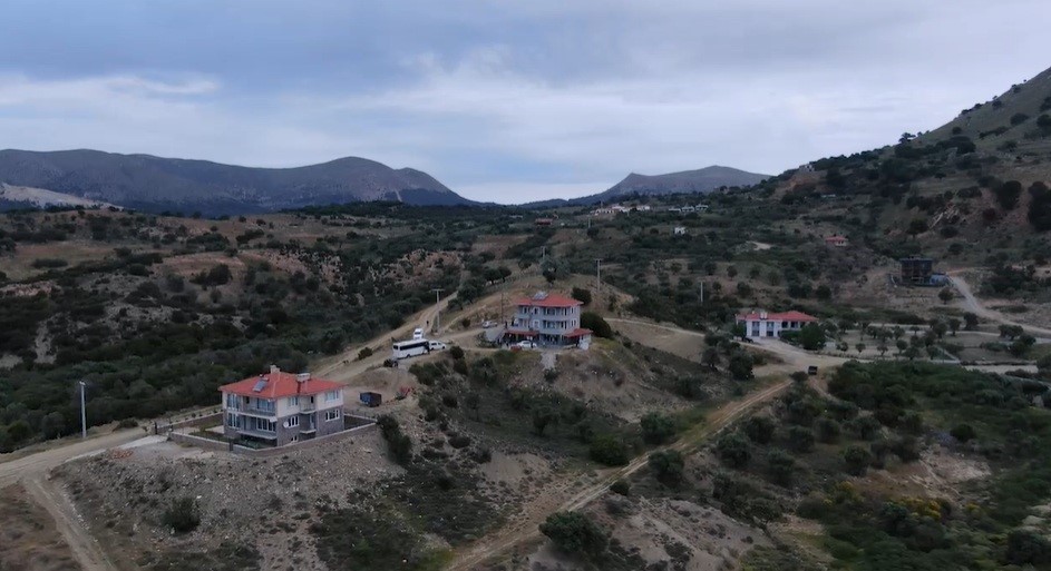 &Ccedil;anakkale&rsquo;de operasyon sonucu nitelikli yağmadan 9 şahıs tutuklandı
