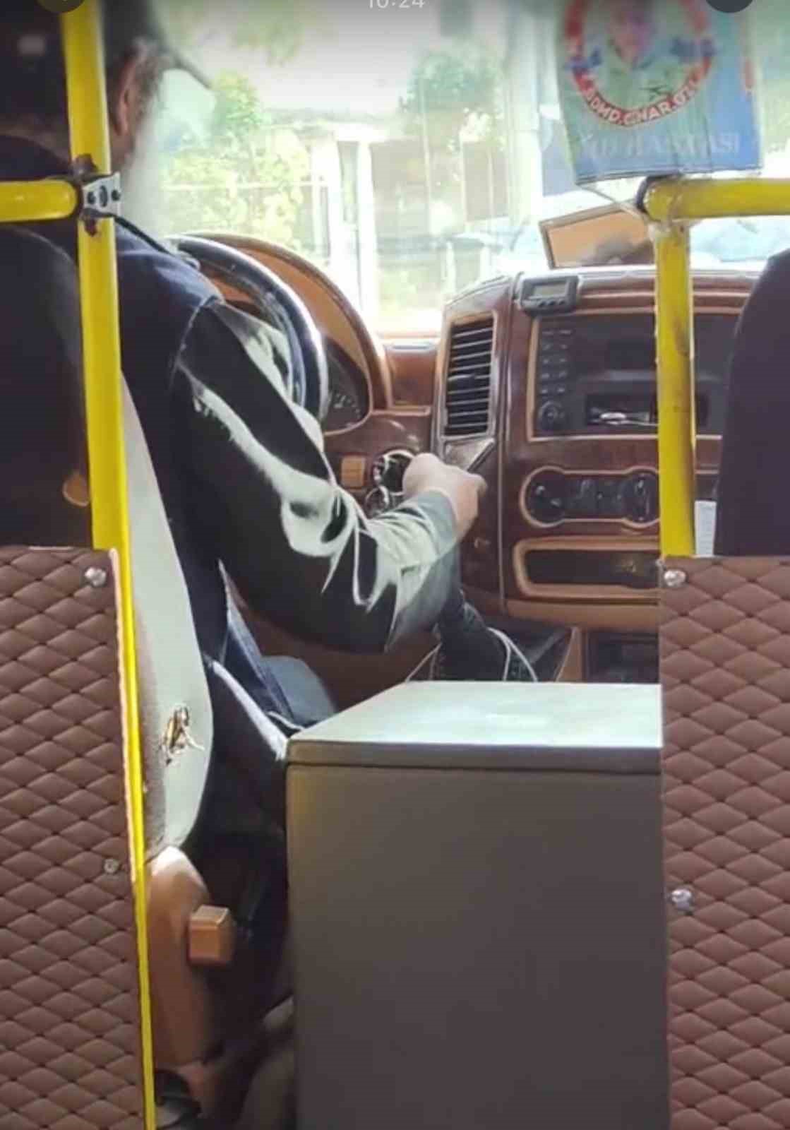 Minib&uuml;s şof&ouml;r&uuml;n&uuml;n tehlikeli yolculuğu
