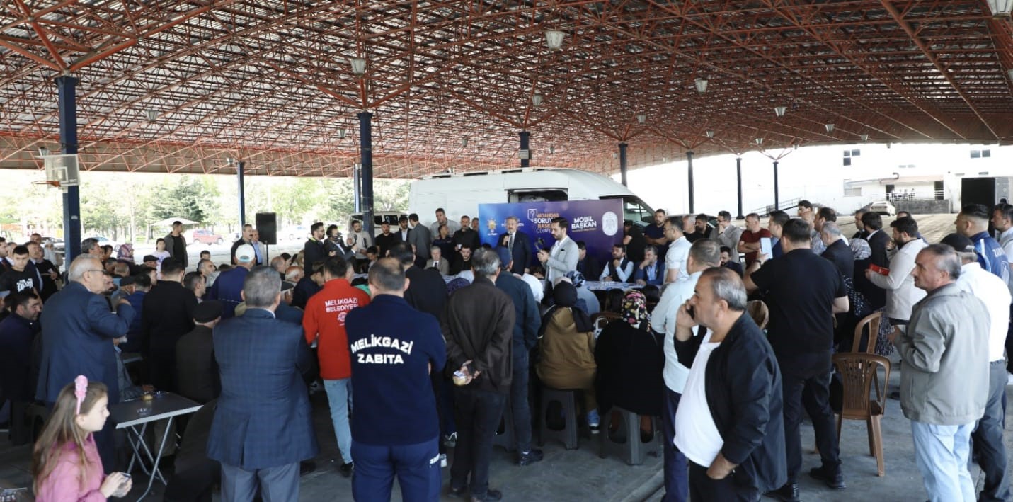 Başkan Palancıoğlu makamını Yıldırım Beyazıt Mahallesi’ne taşıdı
