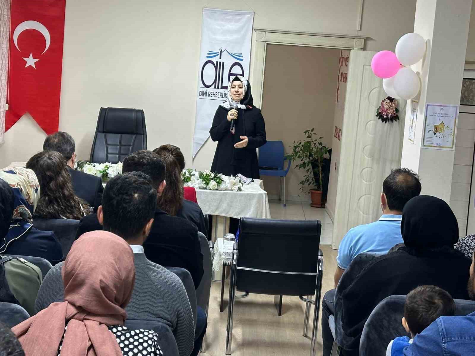 Siirt’te ’Evliliğe ilk adım’ semineri