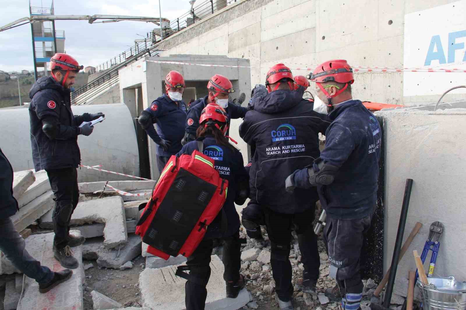 &Ccedil;oruh EDAŞ Arama ve Kurtarma Ekibi AFAD Akreditasyon Belgesi aldı
