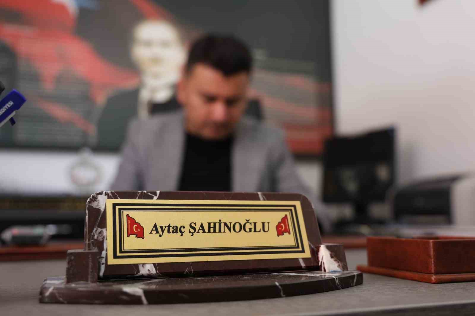 Muhtar talep etti, belediye harekete ge&ccedil;ti
