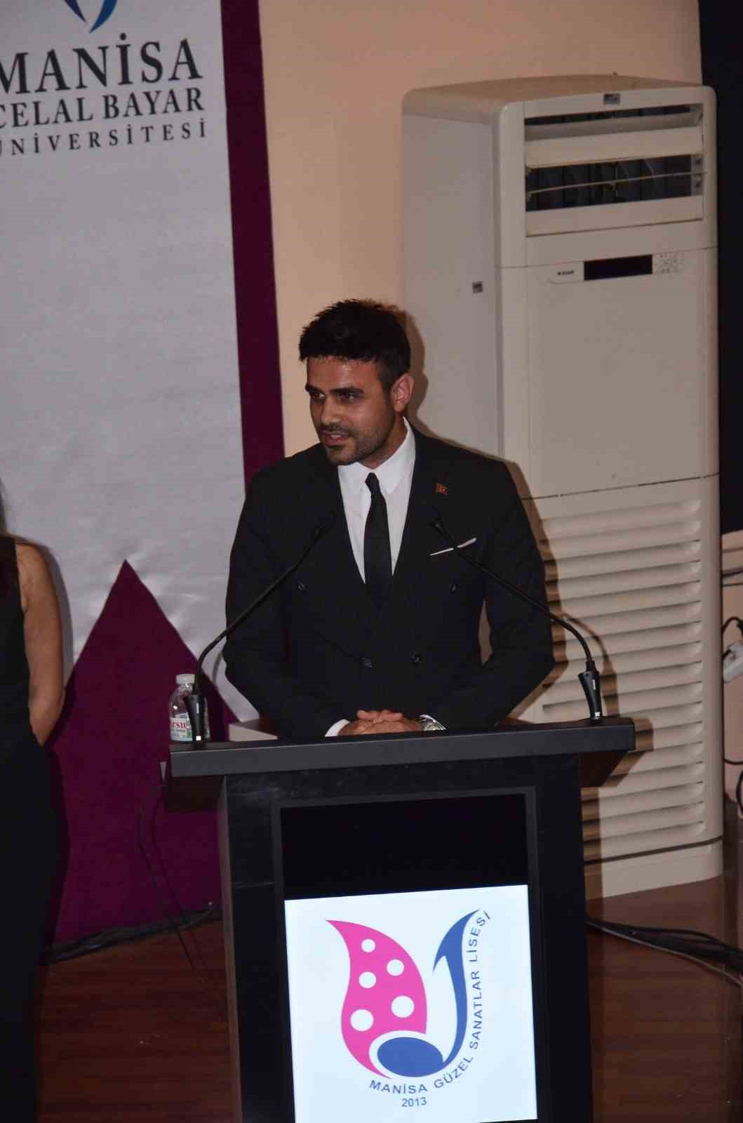 Manisa G&uuml;zel Sanatlar Lisesinden &lsquo;Yaylı &ccedil;algılar&rsquo; konseri
